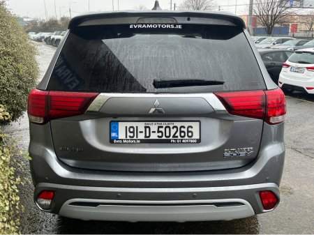2019 Mitsubishi Outlander JURO PHEV 221BHP 4WD HYBRID 2.4 PETROL //REVERSE CAMERA//KEYLESS ENTRY//HALF LEATHER HEATED SEATS// €19,950 thumbnail