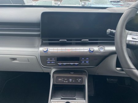 2025 Hyundai Kona - thumbnail 11