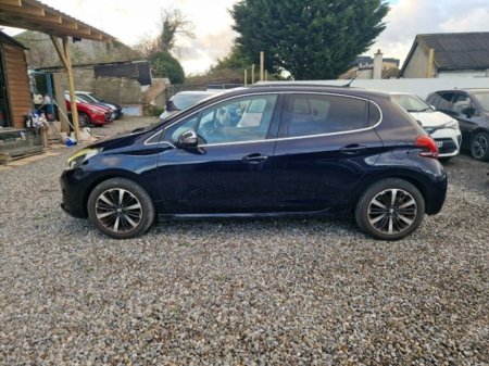 2017 Peugeot 208 1.2l Auto| Panoramic roof €10,950 thumbnail