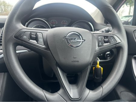 2017 Opel Astra SC 1.6 CDTI 110PS 5DR €9,900 thumbnail