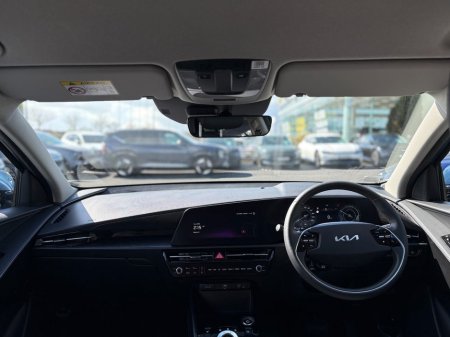 2025 Kia Niro - thumbnail 5