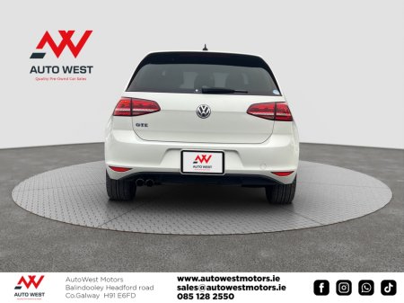 2015 Volkswagen Golf 2015 Volkswagen Golf GTE 1.4 TSI Plug-In Hybrid Automatic €14,950
