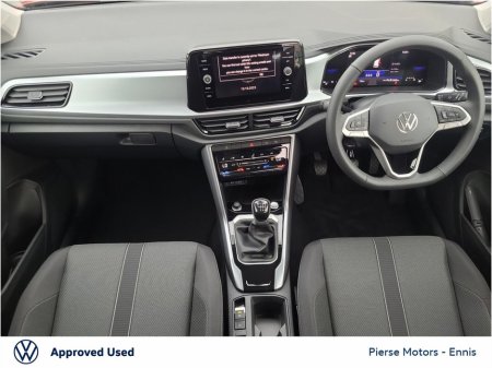 2025 Volkswagen T-Roc - thumbnail 4