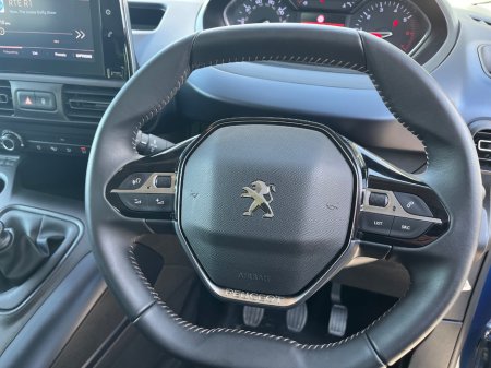 2022 Peugeot Rifter - thumbnail 16