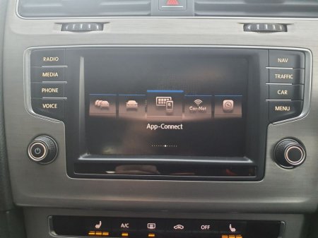 2017 Volkswagen Golf 1.6 TDI Match Edition BMT 110PS 5DR €12,950 thumbnail