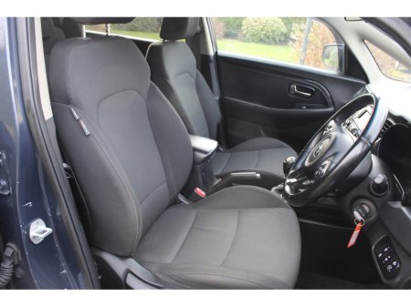 2013 Kia Carens - thumbnail 9