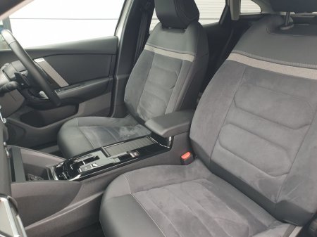 2024 Citroen C4 MAX, DIESEL, AUTOMATIC, 1.5 Bluehdi (130ps) €24,995 thumbnail