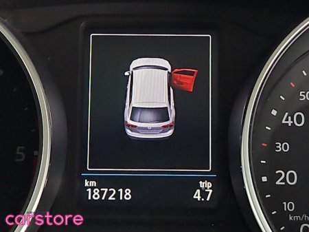 2018 Volkswagen Tiguan - thumbnail 21