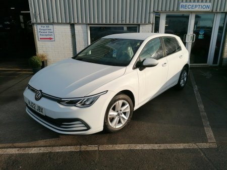 2022 Volkswagen Golf LIFE TDI €25,450