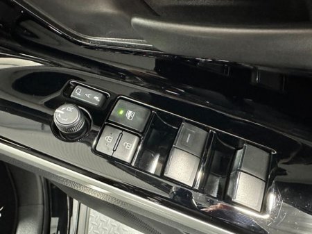 2024 Toyota bZ4X - thumbnail 13