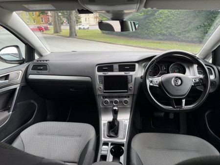 2018 Volkswagen Golf - thumbnail 17