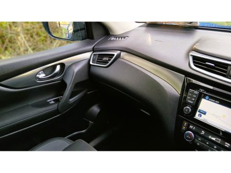 2018 Nissan Qashqai 1.5 DCI N-CONNECTA 110 €16,500 thumbnail