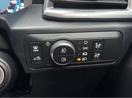 2024 Volkswagen Amarok AVENTURA V6 TDI 4M DC 4MOTION €61,900 thumbnail