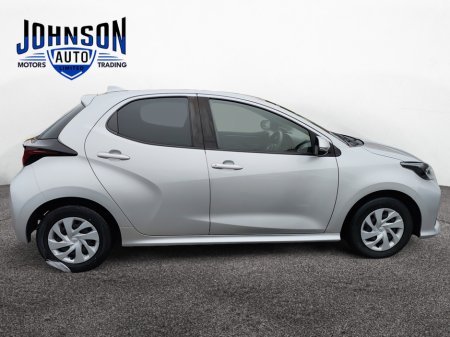 2022 Toyota Yaris 1.5 Petrol Auto €19,950