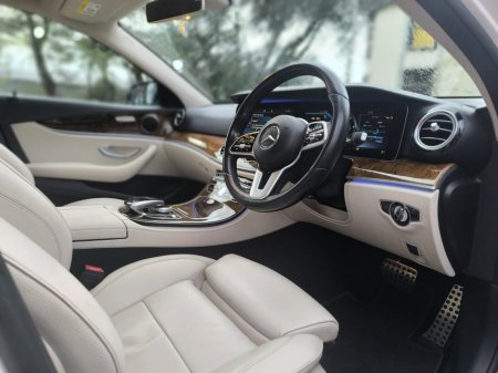 2020 Mercedes-Benz E Class - thumbnail 19