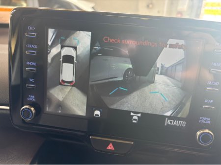 2021 Toyota Yaris - thumbnail 15