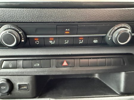 2020 Citroen Dispatch - thumbnail 27