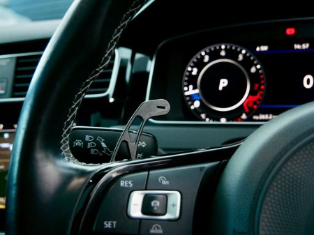 2018 Volkswagen Golf R 2.0 TSI 5DR 310HP 4M R DSG €32,950 thumbnail