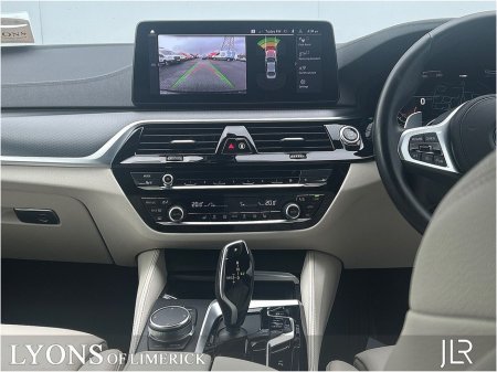 2023 BMW 5 Series - thumbnail 4