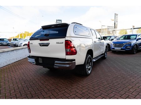 2022 Toyota Hilux 2.4 D-4D ICON SPORT EDITION  DOUBLE CAB AUTOMATIC WITH CANOPY // 1 OWNER WITH STAMPED TOYOTA SERVICE HISTORY // NEVER BEEN USED FOR TOWING SO NO TOW BAR // BUY WITH CONFIDENCE AA  AND SIMI APPROVED 25 €32,500