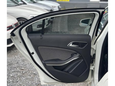 2016 Mercedes-Benz A Class - thumbnail 12