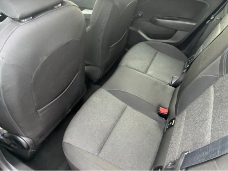 2022 Renault Clio DYNAMIQUE TCE 90 MY21.5 5 5DR €13,900 thumbnail