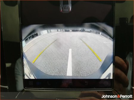 2025 Volvo EC40 82 kwh 252bhp Extended Range Plus (Adaptive Cruise / Glass Roof / BLIS) €46,900 thumbnail