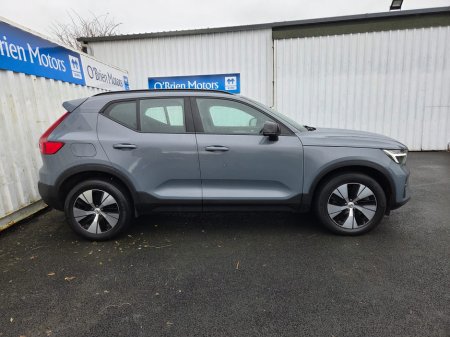2022 Volvo XC40 - thumbnail 7