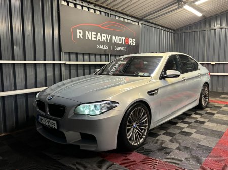 2014 BMW M5  €29,950 thumbnail