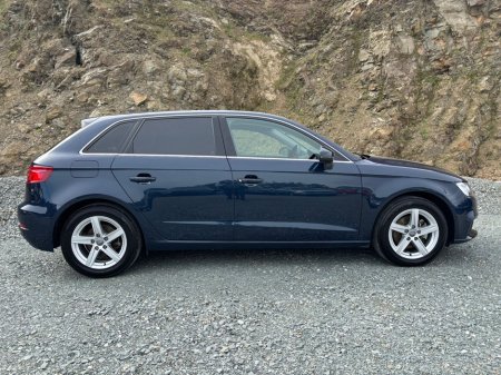 2017 Audi A3 - thumbnail 2