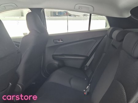 2017 Toyota Prius - thumbnail 13