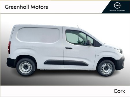 2026 Opel Combo 19 KOMF L1H1-1.5 100PS D €27,500 thumbnail