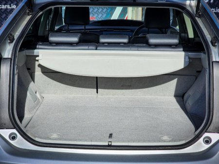 2015 Toyota Prius - thumbnail 16