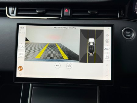 2025 Land Rover Range Rover Evoque HSE DYNAMIC P300E *PAN ROOF* €59,990 thumbnail