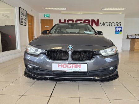 2017 BMW 3 Series - view 2