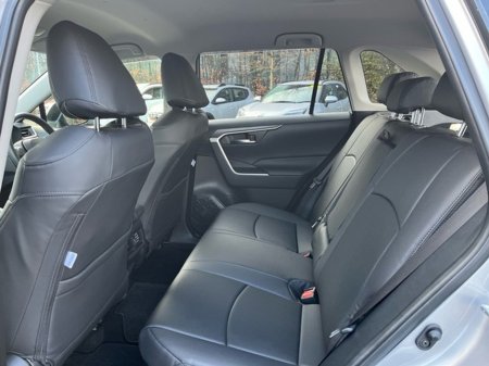 2024 Toyota Rav4 RAV4 2.5 HYBRID €41,950 thumbnail