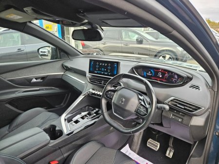 2023 Peugeot 5008 - thumbnail 12