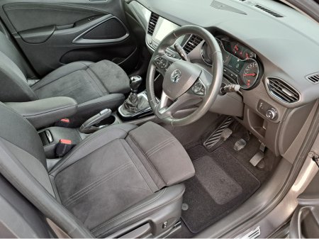 2022 Opel Crossland ULTIMATE 1.2TURBO 130BHP **LEATHER/SUEDE INTERIOR** €19,950 thumbnail