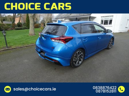 2016 Toyota Auris - thumbnail 5