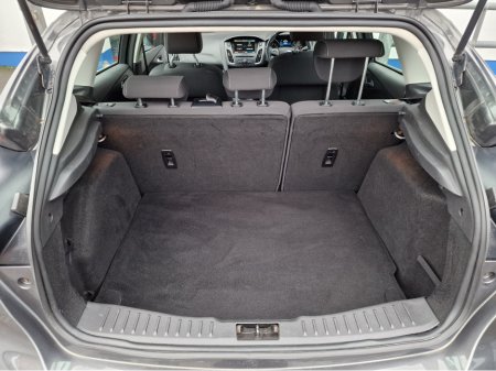 2016 Ford Focus 1.0 T ZETEC-FULL SERV.HISTORY-LOW MILEAGE €10,450 thumbnail