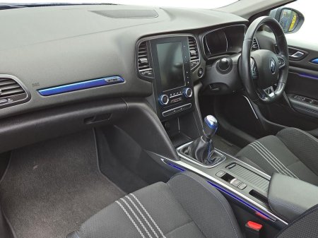 2020 Renault Megane - photo 2