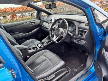 2021 Nissan Leaf - thumbnail 14