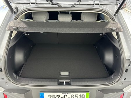 2025 Kia EV4 Earth 3 Hatchback 81.4 Kw/h 630Kms Range €43,400 thumbnail