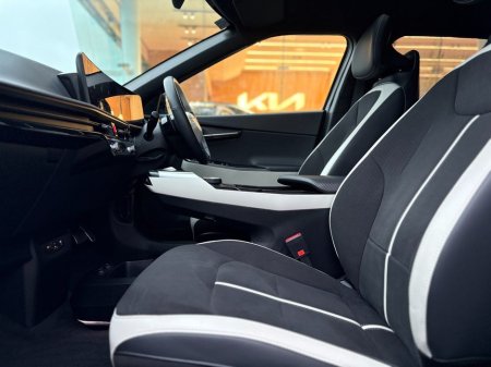 2025 Kia EV6 GT Line (565km Range) €49,995 thumbnail
