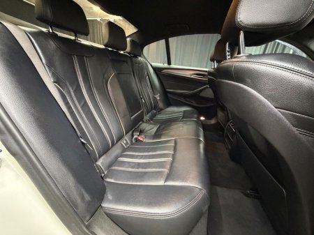 2019 BMW 5 Series - thumbnail 37