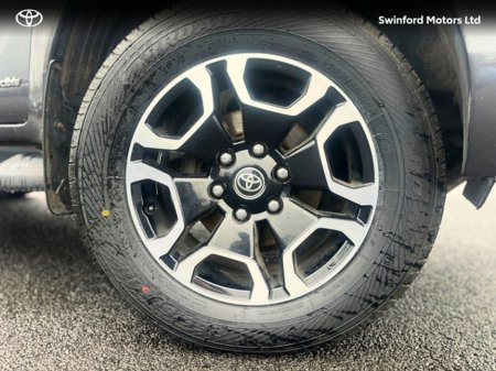 2021 Toyota Hilux - thumbnail 7