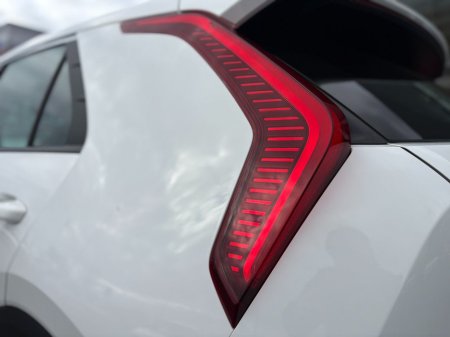 2025 Kia Niro - thumbnail 11