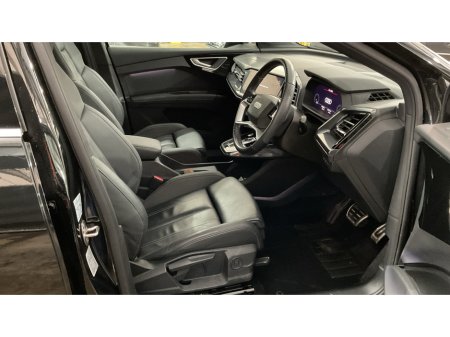 2024 Audi Q4 e-tron - thumbnail 5