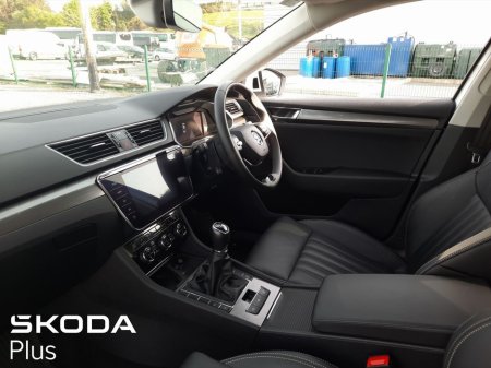 2023 Skoda Superb STYLE 2.0TDI 150HP €35,900 thumbnail