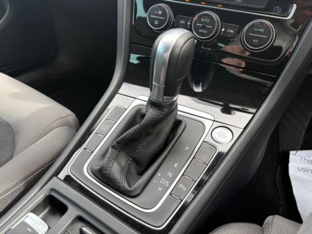 2016 Volkswagen Golf - thumbnail 19